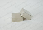 Chine Catégorie permanente des aimants N48 de néodyme de cube rectangulaire à hautes températures pour des moteurs usine